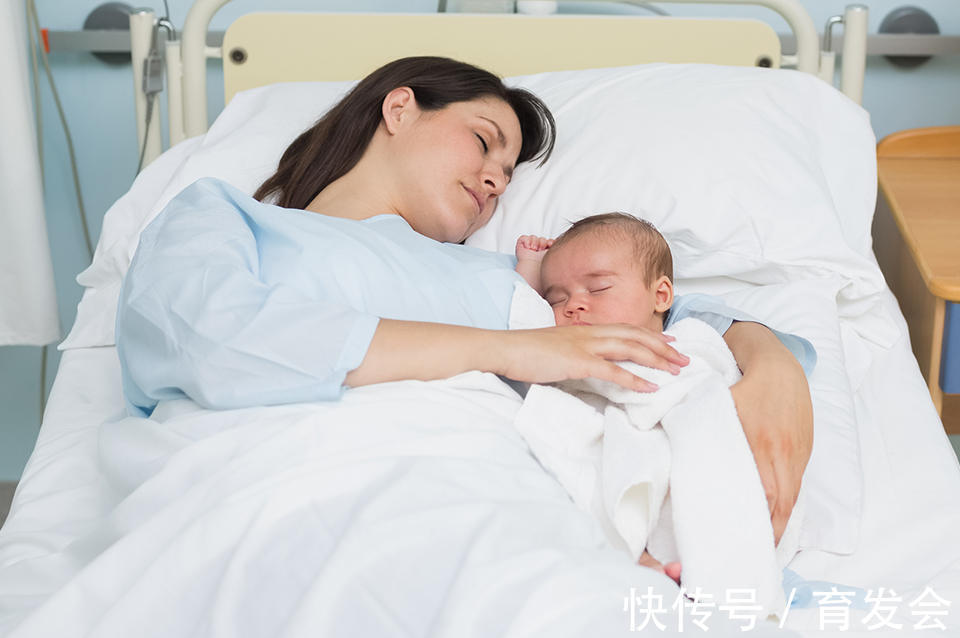 产后|产后大量脱发,和它们有关?想要改善这么做!