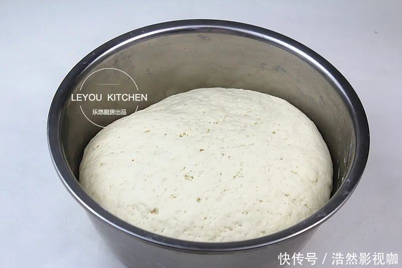 比肉|纯素馅大包子,鲜嫩多汁,比肉的还香,一次多蒸点,早餐也有了