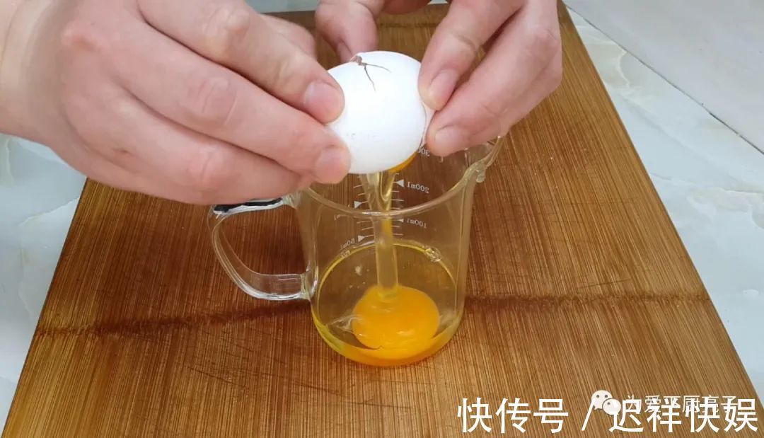 香酥|面粉别再烙饼了，试试这么做，个个香酥又掉渣，新手也能一次成功