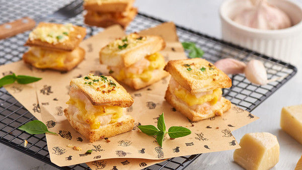 最常吃的家常菜，还属蒜香面包虾最诱人