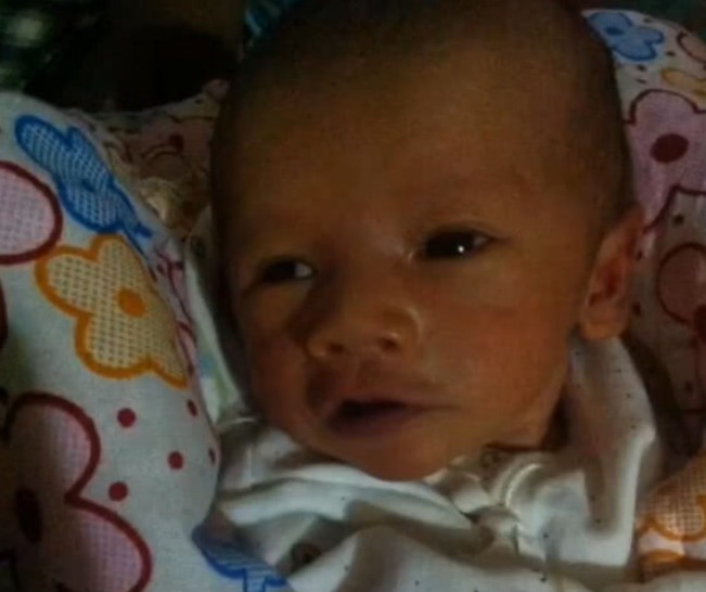 儿子|奇闻宝妈嫌儿子长得丑想扔掉,看到六岁照片时,网友俺要去捡