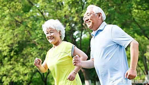 慢跑|吃食物能“长寿”?医生:每天坚持3件小事,“长命百岁”很轻松