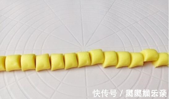 玉米淀粉|自制草莓香酥小饼干,新手也可以尝试,一点也不难,比买的好吃!