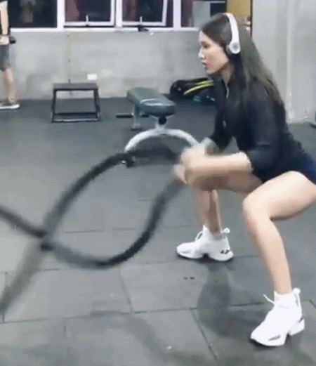 健身|90后越南顶级美女,打造惹火身材,将爱好变成事业