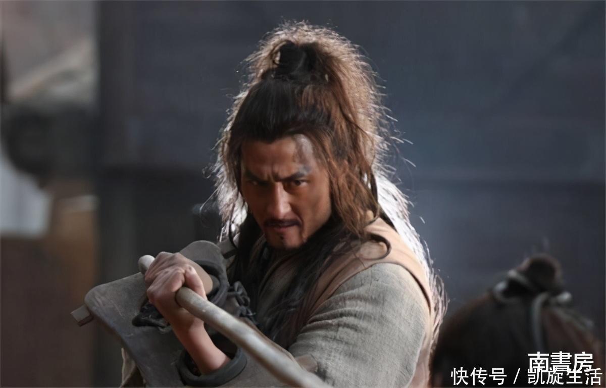 晁盖|在《水浒传》中,林冲做的这3件糊涂事,注定他一辈子都抬不起头
