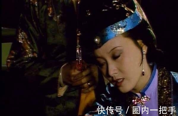 晴雯@对晴雯紫鹃入画都从宽处理,为何偏不放过司棋?背后的原因很复杂