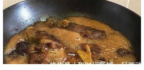 为何卤牛肉卖得比鲜牛肉便宜?商贩不小心说漏嘴,网友:被套路了!