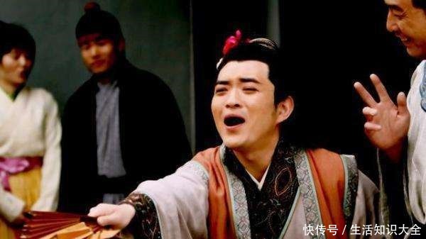 林冲|《水浒传》这个人比高俅更加险恶,因坏事做得太多,被林冲杀死!