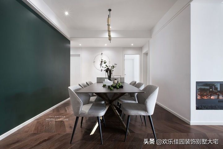 主卧|138m2简约三居，温暖精致，浪漫轻奢