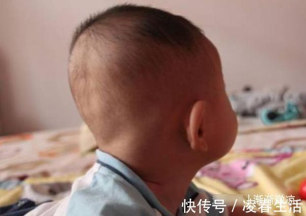 团子爸|宝宝“夜醒”后不愿再睡,不哭不闹却愁坏父母,只能陪玩到天亮吗