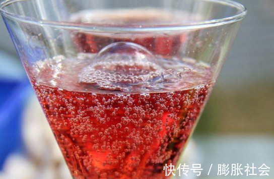 食物|医生得了糖尿病不想并发“尿毒症”,拒绝4种食物,肾会感谢你