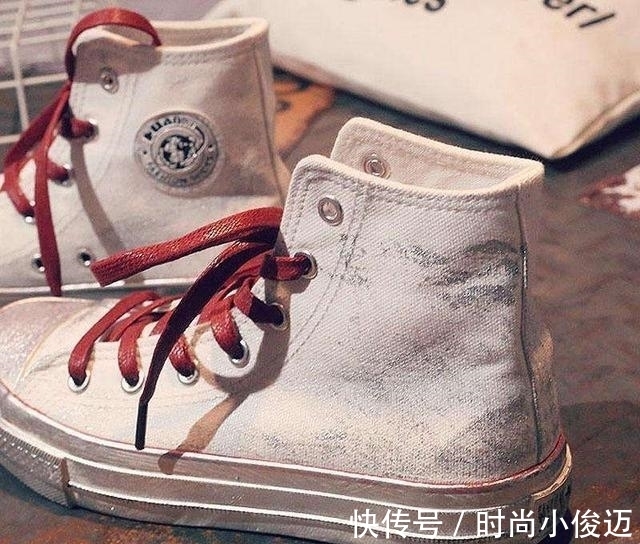 帆布鞋 商场柜姐直言:穿这3双鞋的女性,一般都不是有钱人!