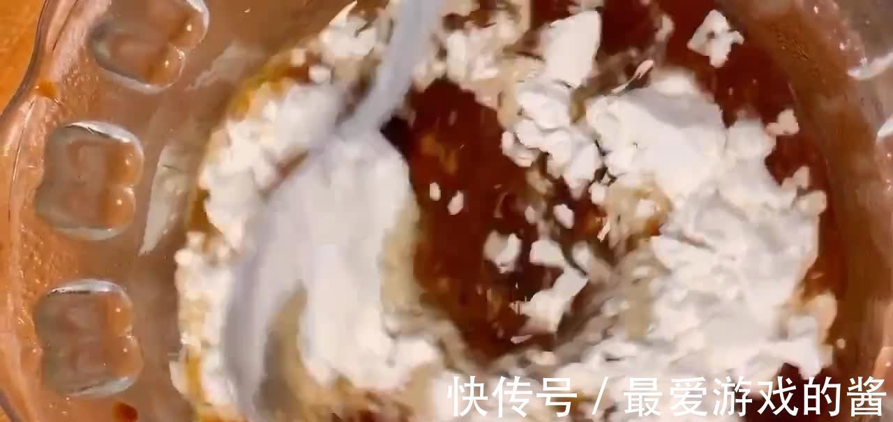 家常版豆角烧土豆,口味咸香味美营养丰富,做法简单好吃又下饭!