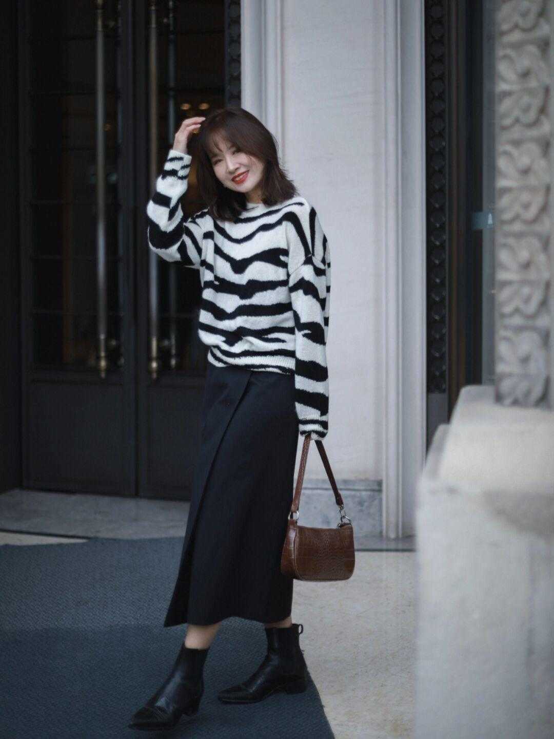 很难看 秋冬的半裙怎么穿?这些搭配方式高级优雅又好看,让你气质翻倍