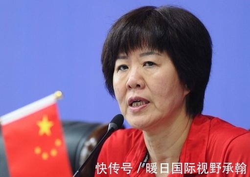 塞爾維亞女排|中國女排征戰(zhàn)奧運(yùn)，郎平換了新發(fā)型，19日出發(fā)，沖擊奧運(yùn)冠軍