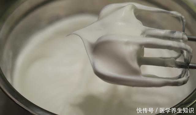 虎皮|8块钱一个的虎皮蛋糕卷,3分钟就能学会,轻松在家做,吃到够!