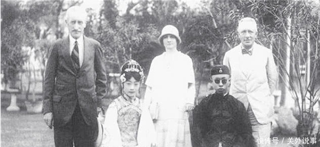 不当|英国一将军问溥仪：不当皇帝的感受如何？溥仪的回答让所有人意外