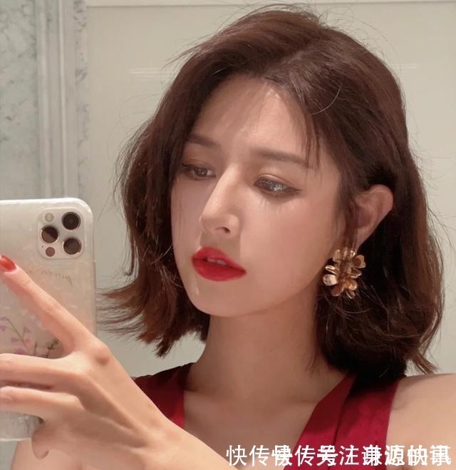 穿搭 发型不对,颜值白费!长脸女生别错过“港风短发”,洋气又复古!