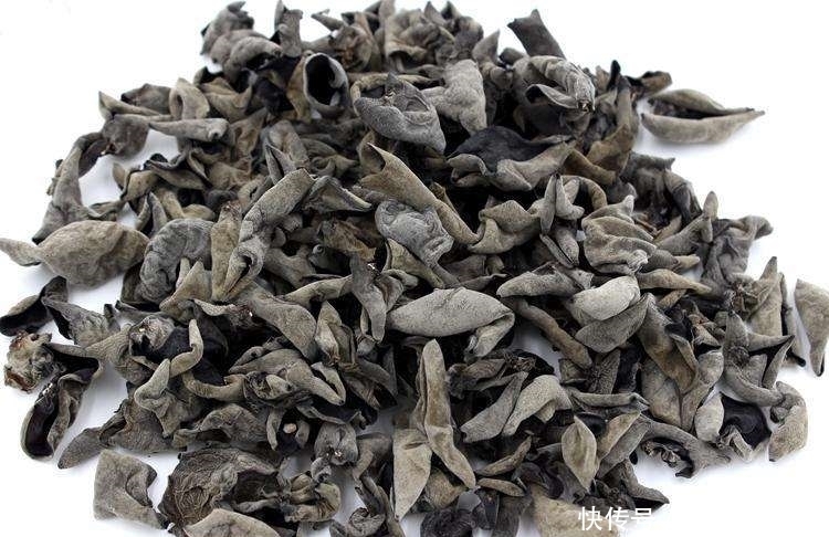 黑木耳和此物一起煮,润肺止咳,排出体内垃圾毒素,脸色越来越美