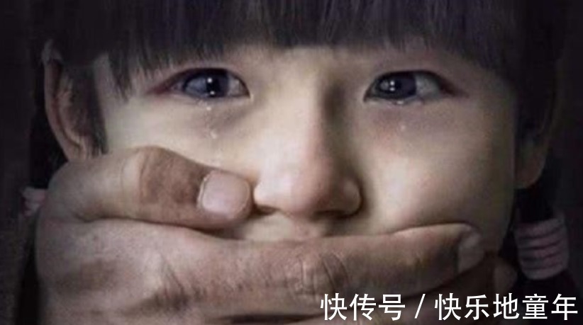 邻座|宝宝火车上睡意沉沉,妈妈去冲奶粉,邻座乘客果断报警救了孩子