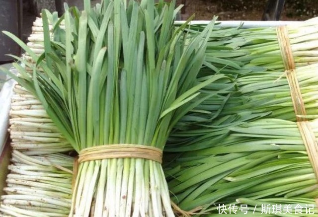 肝脏|肝不好是因大蒜吃多了?专家:想养肝的话,这几种食物尽量远离