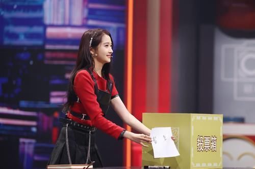 高嘉朗|關(guān)曉彤鹿晗罕見同框出現(xiàn),網(wǎng)友:公費(fèi)撒狗糧,好甜