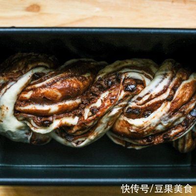 厨师机|网红巧克力麻花脏脏吐司，在家也能做