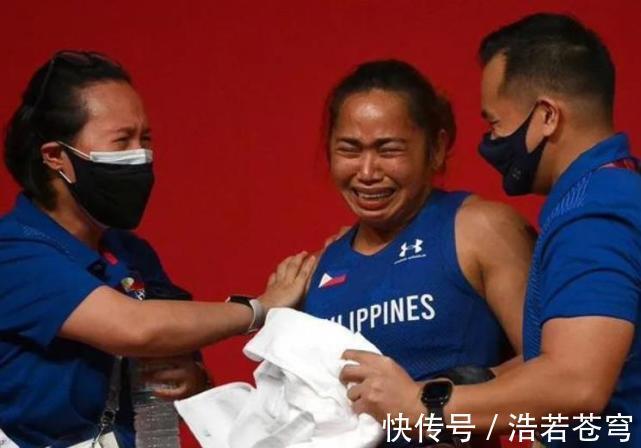 哈里|击败中国选手,她为祖国拿下第一枚金牌,总统:整个民族为你骄傲