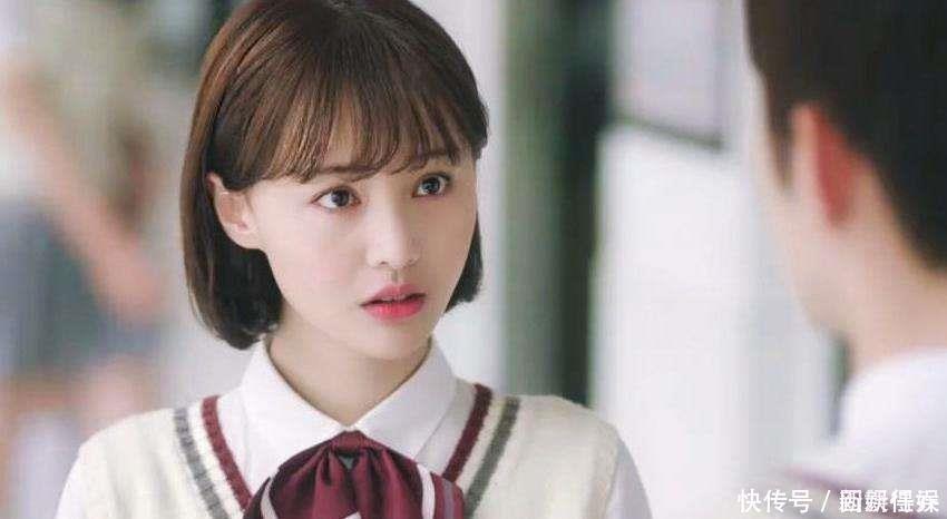 脸型 女大十八变小时候丑,但越长越耐看的女生特征,占一个都是幸运