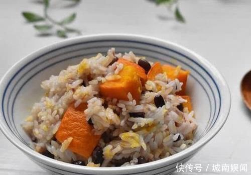 大米|米饭这样焖，不仅低糖还低脂，常吃还可以养胃，老人小孩都适合！