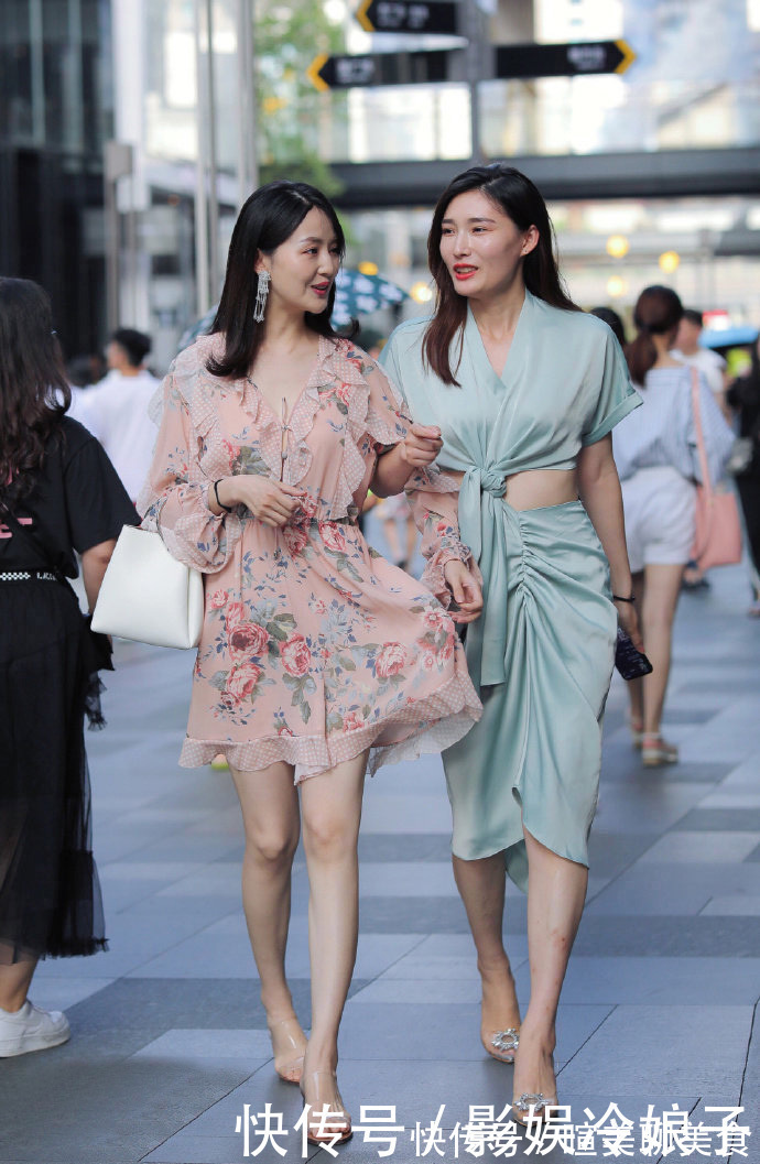 连衣裙|和款式精致的装扮一起，打造靓丽造型，将时尚进行到底