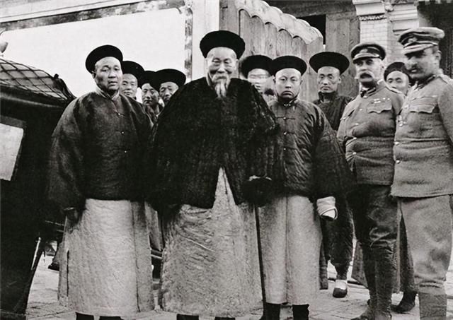 近代|李鸿章把22岁女儿许配给44岁中年大臣，却养育出一位近代名人