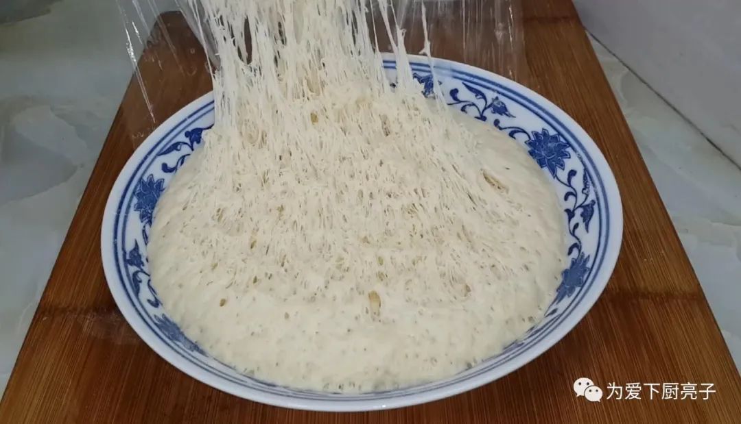 烙饼怎么做才最香吗，掌握3个技巧，第一次下厨也能成功，太香了