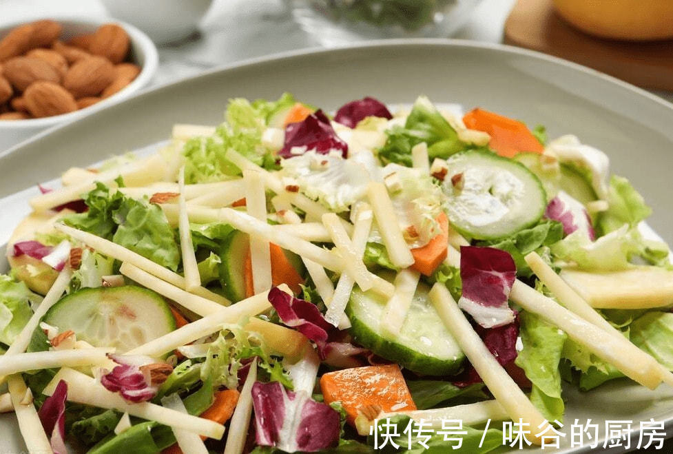 海参|女足勇夺冠军,饮食很自律,男足越养越肥,没有对比就没有伤害