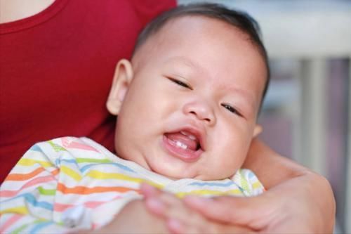 宝妈|宝宝出牙晚啥原因?爸妈该怎么护理?一文弄懂,别让孩子“掉队”