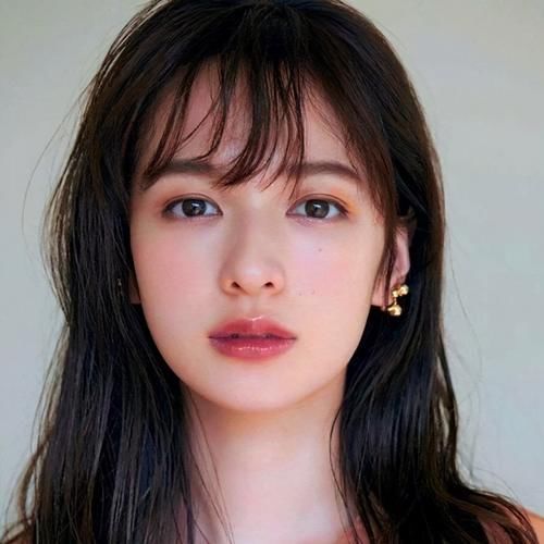 哪些口红色号很百搭？这些品牌的口红色号一年四季涂都不会出错