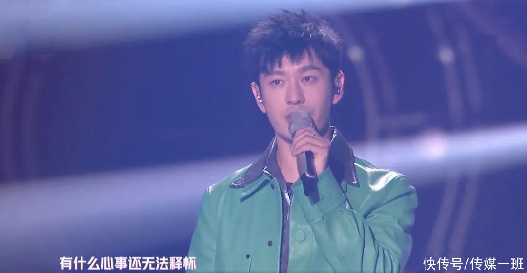 灾难|新潮好物夜晚会再现打光灾难,THE9妆容奇怪,黄明昊脸色暗淡