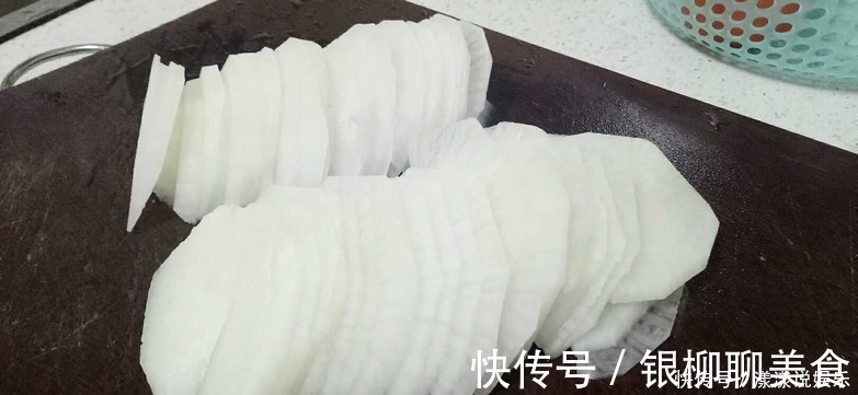 油脂最怕这菜，一斤1块5，隔三差五吃清热润肺，开胃又解腻！