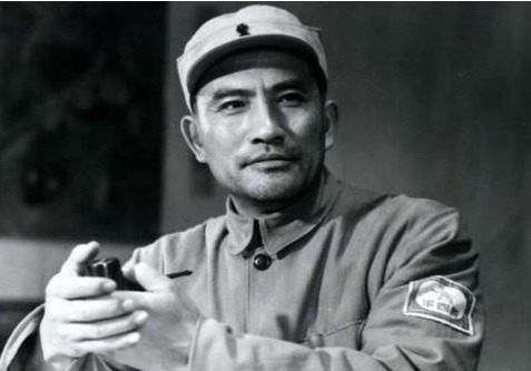 将军|从奴隶到将军的罗霄将军,历史原型是谁