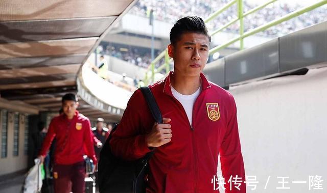 戴伟浚|国足4位新人成功上位!33岁泰山老将被重用,张玉宁取代艾克森