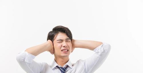 耳鸣|两味中药，帮你彻底消灭恼人的耳鸣特简单