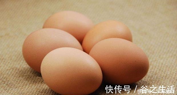 煮鸡蛋，不要直接下锅煮，分享正确步骤，鸡蛋更香嫩，壳好剥