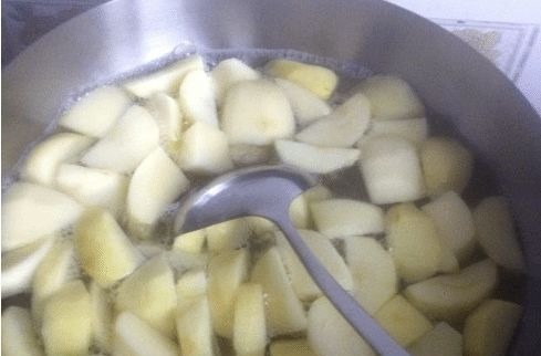 美容养颜|便秘最怕这水果,一斤3块钱,每天吃一次清肠刮油,大肚子不见了