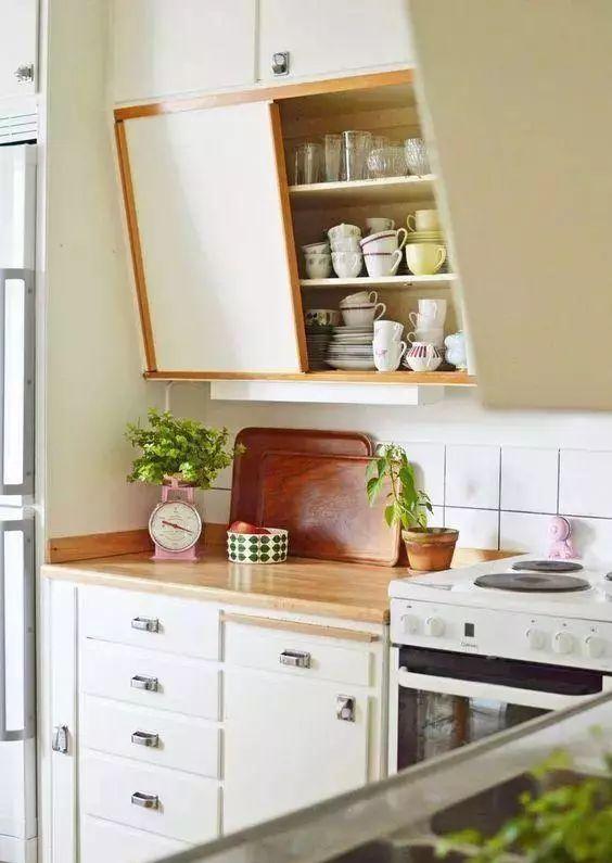 吊柜|厨房吊柜这样设计,真是头一次见!再也不用担心碰头了!