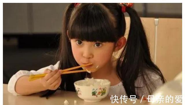 饮食|想让孩子长得高，光靠吃是不够的，爸妈要抓住身高发育的黄金期
