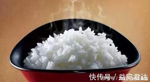 飙升|糖尿病人吃米饭时，牢记三个细节，血糖也不会飙升