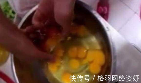 双黄|男友在超市买了两斤鸡蛋,一个个敲开后,感觉赚大了!