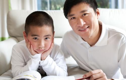 怒斥|6岁男童,脾虚积食,医生怒斥家长:3种“行为”加速积食,尽快改正