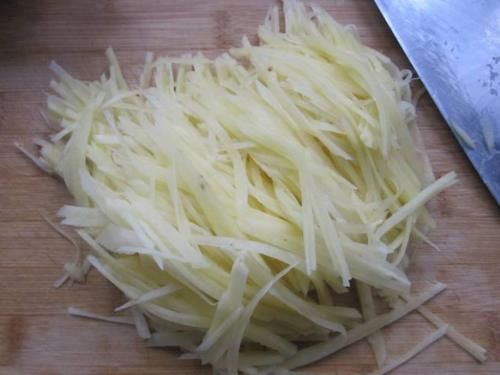 等于|土豆加它等于“天然泻药”,每周吃2次,口臭没了,越吃越瘦,穿啥都美