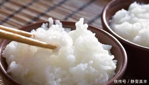 米饭吃不完别直接冷藏!十人有9人都不懂,早知道早受益!